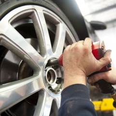 In & Out Auto Repair & Inspection